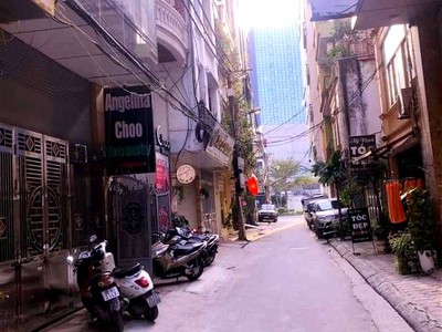 Chính chủ cho thuê căn hộ 2N1K tại phố chùa láng 1582