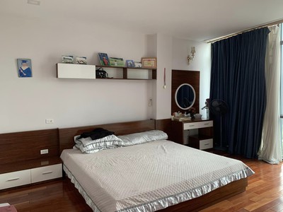 Chính chủ cho thuê căn hộ 2N1K tại phố chùa láng 478
