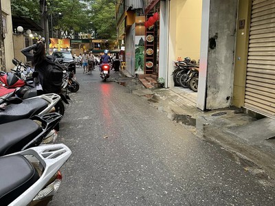 Chính chủ cho thuê căn hộ 2N1K tại phố chùa láng 1262