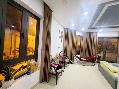 Chính chủ cho thuê căn hộ 2N1K tại phố chùa láng 566
