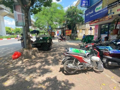 Chính chủ cho thuê căn hộ 2N1K tại phố chùa láng 1554