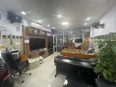 Chính chủ cho thuê căn hộ 2N1K tại phố chùa láng 607