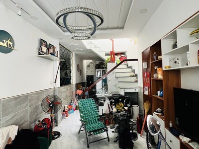 Chính chủ cho thuê căn hộ 2N1K tại phố chùa láng 253