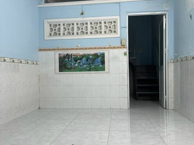 Chính chủ cho thuê căn hộ 2N1K tại phố chùa láng 216