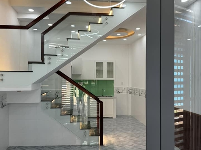 Chính chủ cho thuê căn hộ 2N1K tại phố chùa láng 341