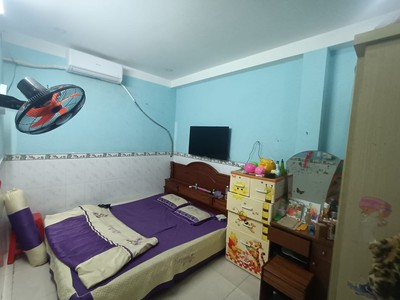 Chính chủ cho thuê căn hộ 2N1K tại phố chùa láng 354