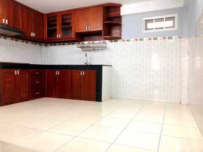 Chính chủ cho thuê căn hộ 2N1K tại phố chùa láng 348