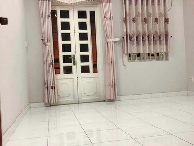 Chính chủ cho thuê căn hộ 2N1K tại phố chùa láng 349