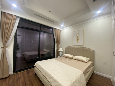 Chính chủ cho thuê căn hộ 2N1K tại phố chùa láng 702
