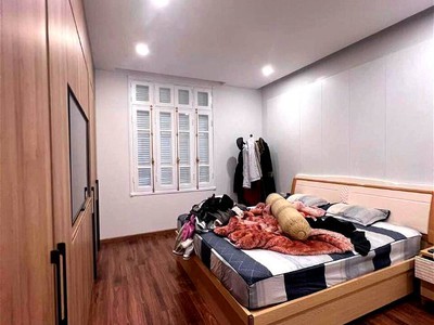 Chính chủ cho thuê căn hộ 2N1K tại phố chùa láng 1102