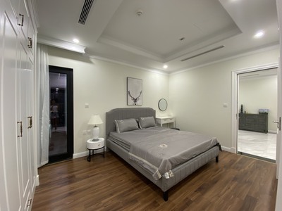 Chính chủ cho thuê căn hộ 2N1K tại phố chùa láng 676