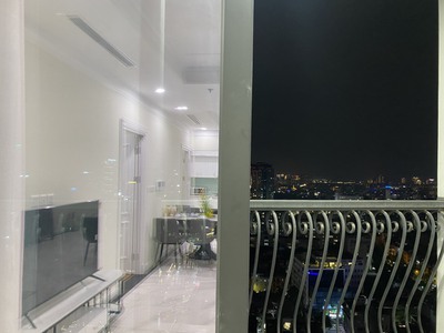 Chính chủ cho thuê căn hộ 2N1K tại phố chùa láng 677