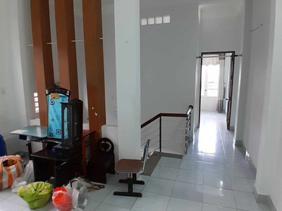 Chính chủ cho thuê căn hộ 2N1K tại phố chùa láng 145