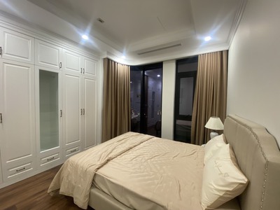 Chính chủ cho thuê căn hộ 2N1K tại phố chùa láng 708