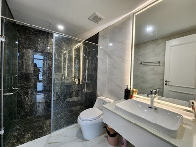 Chính chủ cho thuê căn hộ 2N1K tại phố chùa láng 736