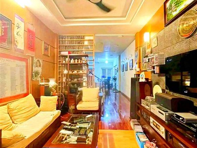 Chính chủ cho thuê căn hộ 2N1K tại phố chùa láng 269