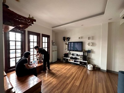 Chính chủ cho thuê căn hộ 2N1K tại phố chùa láng 1217