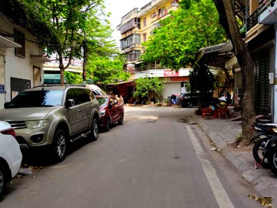 Chính chủ cho thuê căn hộ 2N1K tại phố chùa láng 836
