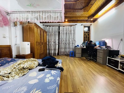 Chính chủ cho thuê căn hộ 2N1K tại phố chùa láng 123