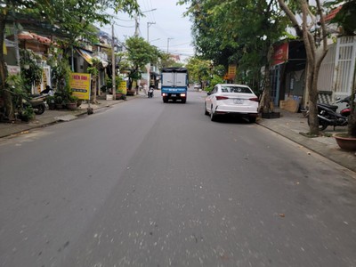 Nhà ngon 120m2 sát mặt tiền đường nguyễn công hoan, đà nẵng mà chỉ có 2,4 tỷ 2