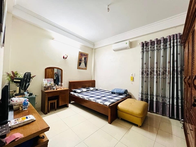 Chính chủ cho thuê căn hộ 2N1K tại phố chùa láng 663