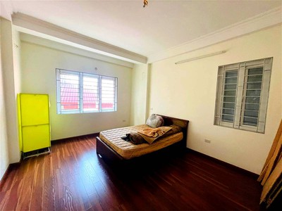 Chính chủ cho thuê căn hộ 2N1K tại phố chùa láng 890