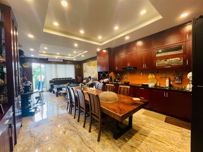Chính chủ cho thuê căn hộ 2N1K tại phố chùa láng 1198