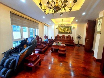 Chính chủ cho thuê căn hộ 2N1K tại phố chùa láng 770