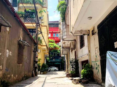 Chính chủ cho thuê căn hộ 2N1K tại phố chùa láng 861