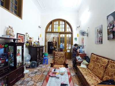 Chính chủ cho thuê căn hộ 2N1K tại phố chùa láng 1304