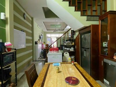 Chính chủ cho thuê căn hộ 2N1K tại phố chùa láng 167