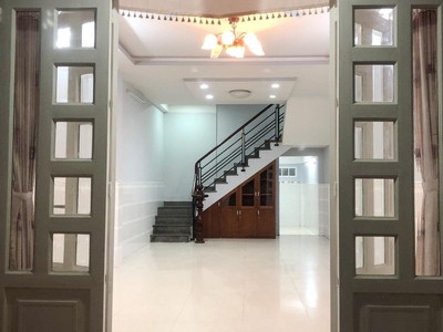Chính chủ cho thuê căn hộ 2N1K tại phố chùa láng 490
