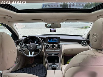 Merc c200ex sản xuất 2019 model 2020 1 chủ mua mới từ đầu trắng lại kem đi có 3v km zin full ls hãng 2