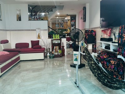 Chính chủ cho thuê căn hộ 2N1K tại phố chùa láng 1005