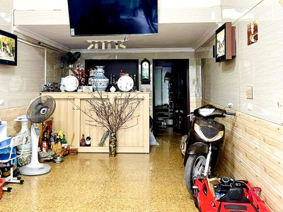 Bán nhà 4 tầng 60m2 mặt đường Bạch Đằng, Thượng Lý, Hồng Bàng, Hải Phòng. Giá: 8,2 tỷ 2