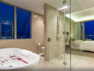 Bể nợ Cần bán gấp căn hộ View Biển Mỹ Khê , sỡ hũu lâu dài, nội thất 4 sao À La Carte giá tốt. 10