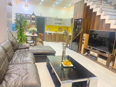 Chính chủ cho thuê căn hộ 2N1K tại phố chùa láng 1727