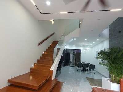Chính chủ cho thuê căn hộ 2N1K tại phố chùa láng 1859