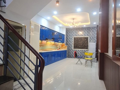 Chính chủ cho thuê căn hộ 2N1K tại phố chùa láng 1657