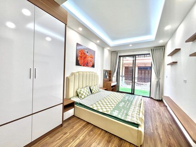 Chính chủ cho thuê căn hộ 2N1K tại phố chùa láng 1703