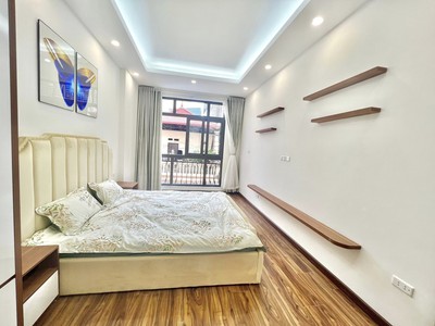 Chính chủ cho thuê căn hộ 2N1K tại phố chùa láng 1704
