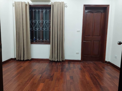 Chính chủ cho thuê căn hộ 2N1K tại phố chùa láng 2306