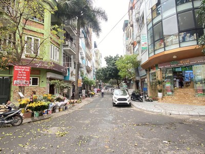 Chính chủ cho thuê căn hộ 2N1K tại phố chùa láng điện nước giá dân 37