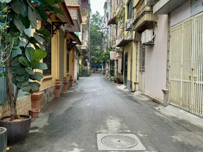 Chính chủ cho thuê căn hộ 2N1K tại phố chùa láng 2042