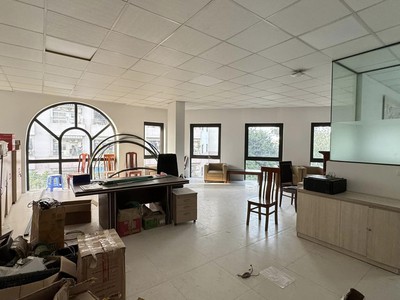 Chính chủ cho thuê căn hộ 2N1K tại phố chùa láng điện nước giá dân 194