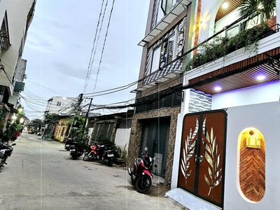 Chính chủ cho thuê căn hộ 2N1K tại phố chùa láng 2223