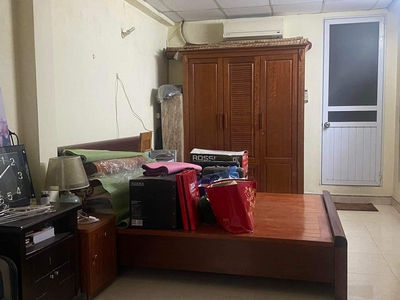 Chính chủ cho thuê căn hộ 2N1K tại phố chùa láng 1685