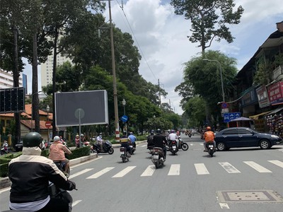 -mặt tiền quận 5 vị trí đẹp  tiện kd phòng khám, vp, công ty ôtô vào nhà-48.5m,3tầng,chỉ 10.85tỷ 0