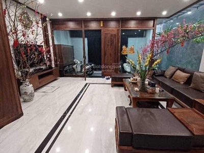 Chính chủ cho thuê căn hộ 2N1K tại phố chùa láng 2066