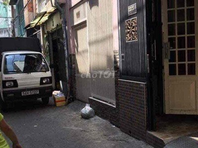 Chính chủ cho thuê căn hộ 2N1K tại phố chùa láng 1777